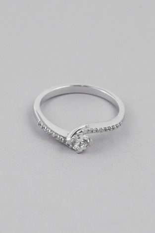 Solitaire Ring with Zircon